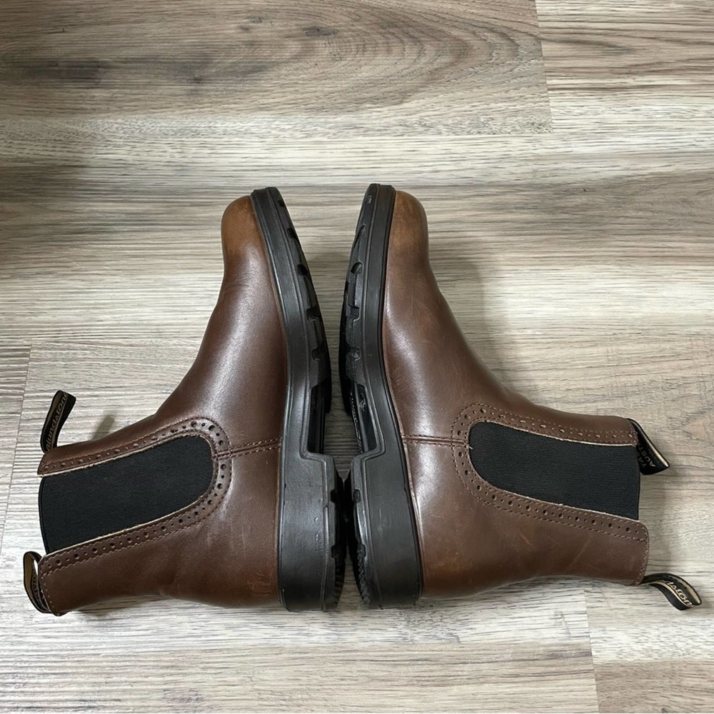 Blundstone Original High Top Chelsea Boot Brogue Size 6 AUS, US women 9. - Picture 4 of 9
